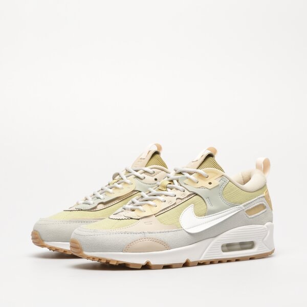 Дамски маратонки NIKE W AIR MAX 90 FUTURA MIN dv7190-700 цвят златен