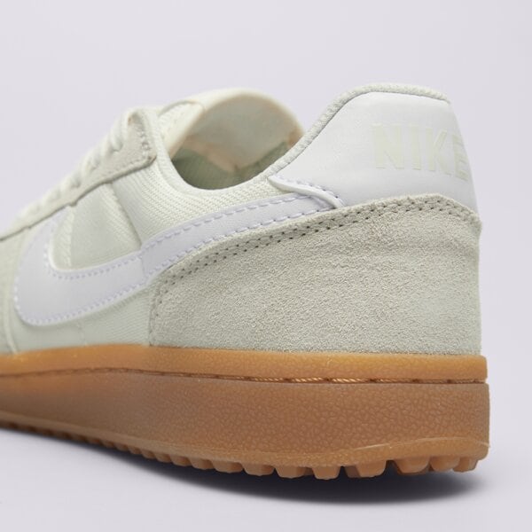 Детски маратонки NIKE FIELD GENERAL BG if0465-102 цвят кремав