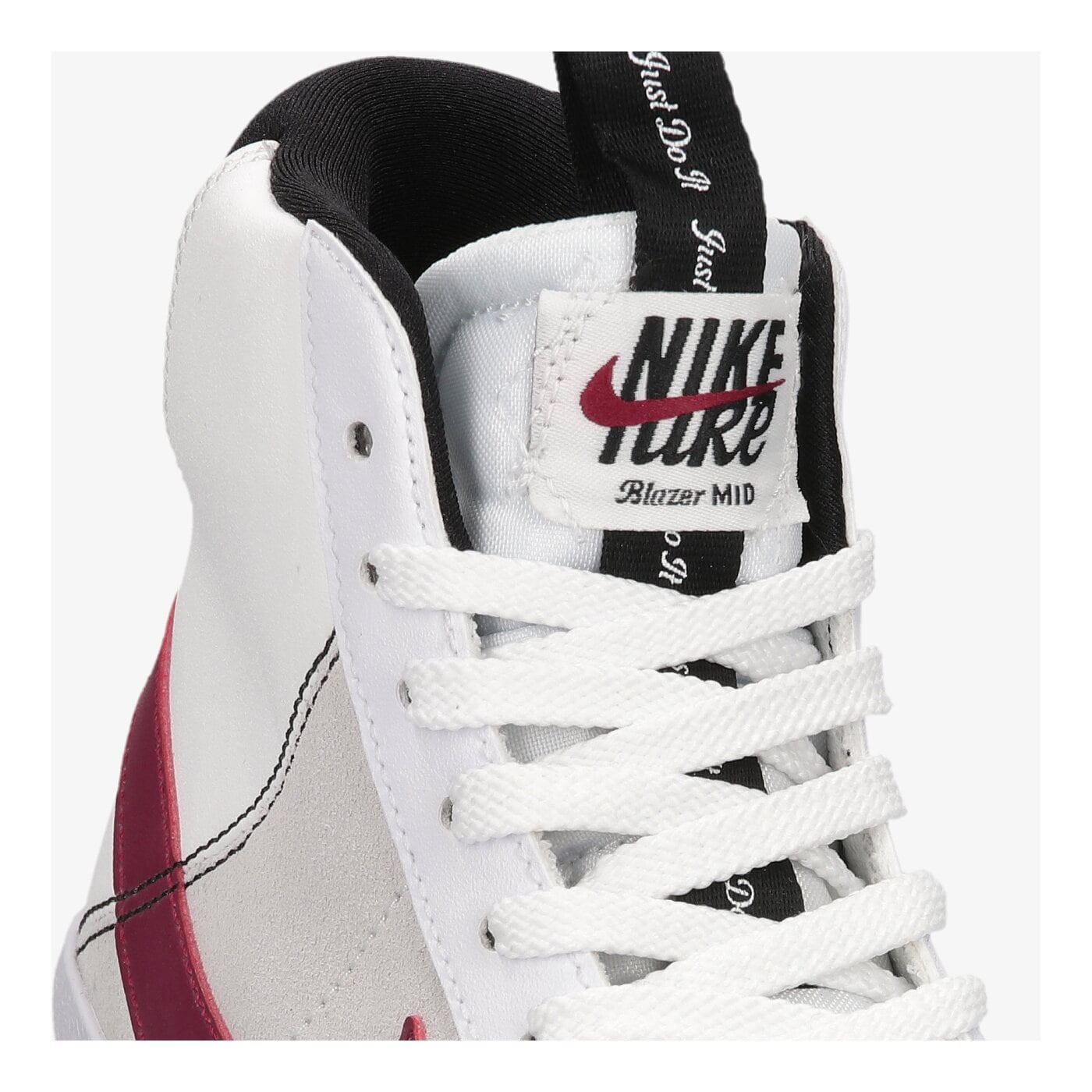 Детски маратонки NIKE BLAZER MID '77 JUNIOR  dh8640-101 цвят бял
