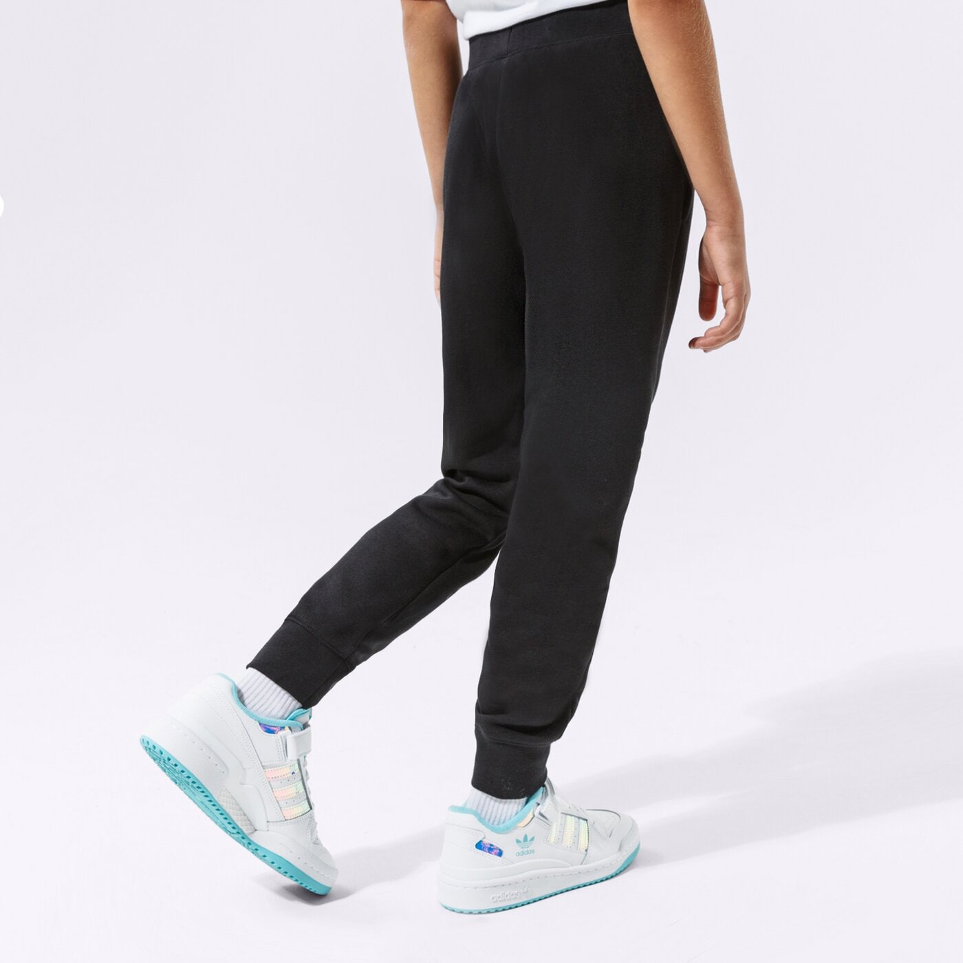 Детски панталони NIKE ПАНТАЛОНИ SPORTSWEAR CLUB FLEECE GIRL dc7207-010 цвят черен