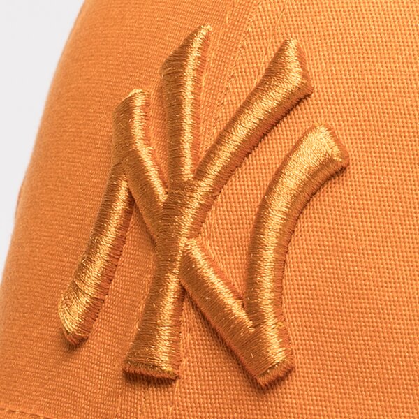 Мъжка шапка с козирка NEW ERA ШАПКА LEAGUE ESS 3930 NYY NEW YORK YANKEES 60284920 цвят оранжев