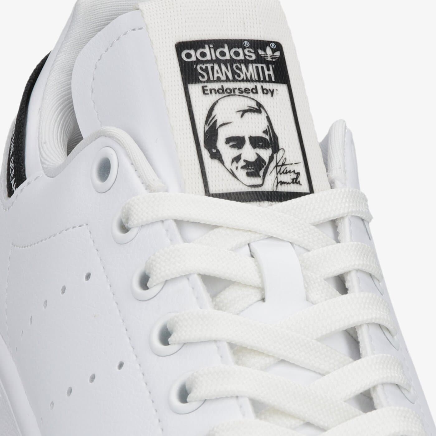 Дамски маратонки ADIDAS STAN SMITH  gv7608 цвят бял
