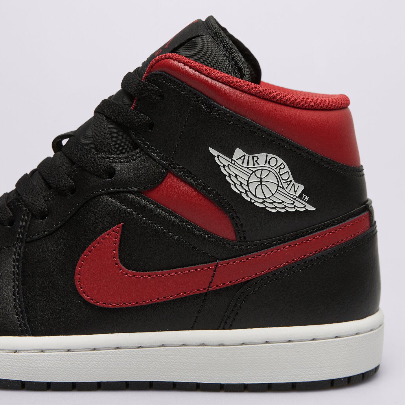 Мъжки маратонки AIR JORDAN 1 MID  dq8426-067 цвят черен