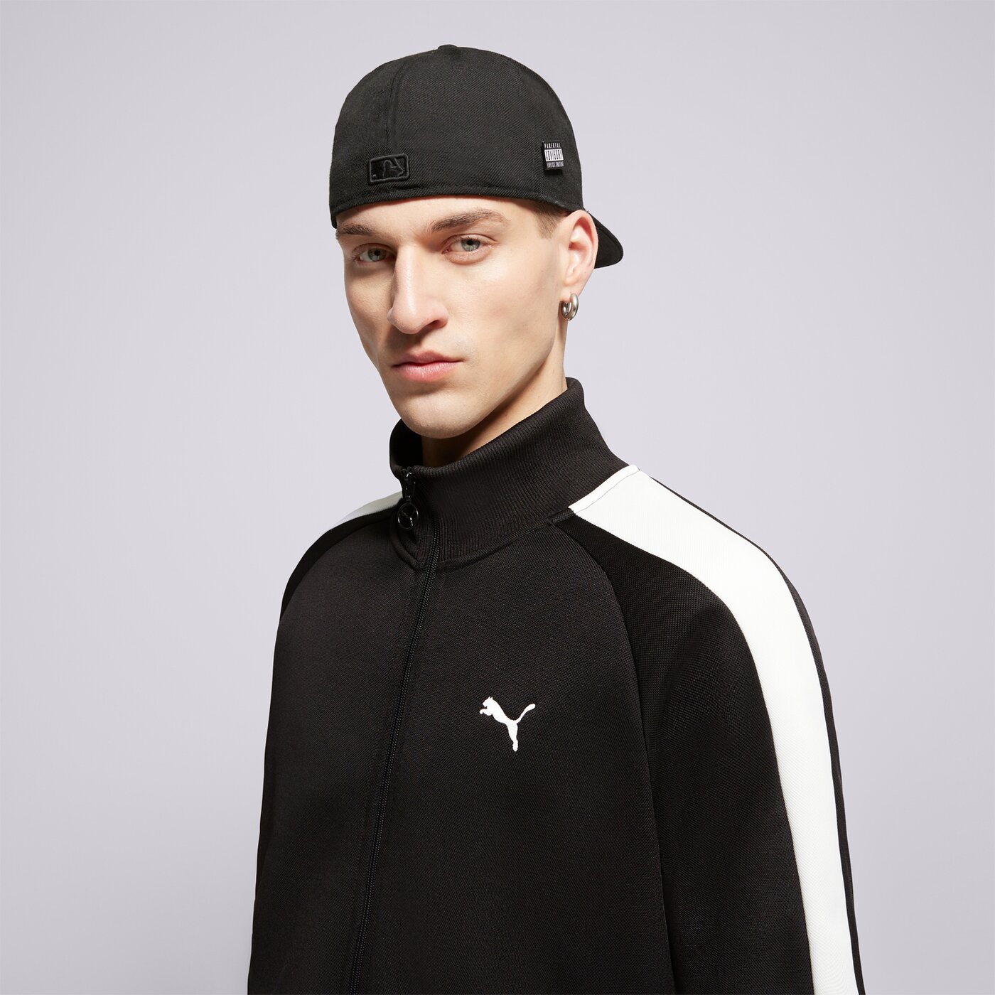 Мъжки суичър PUMA СУИТЧЪР СЪС ЗАКОПЧАВАНЕ T7   ALWAYS ON TRACK JACKET DK 629587 01 цвят черен