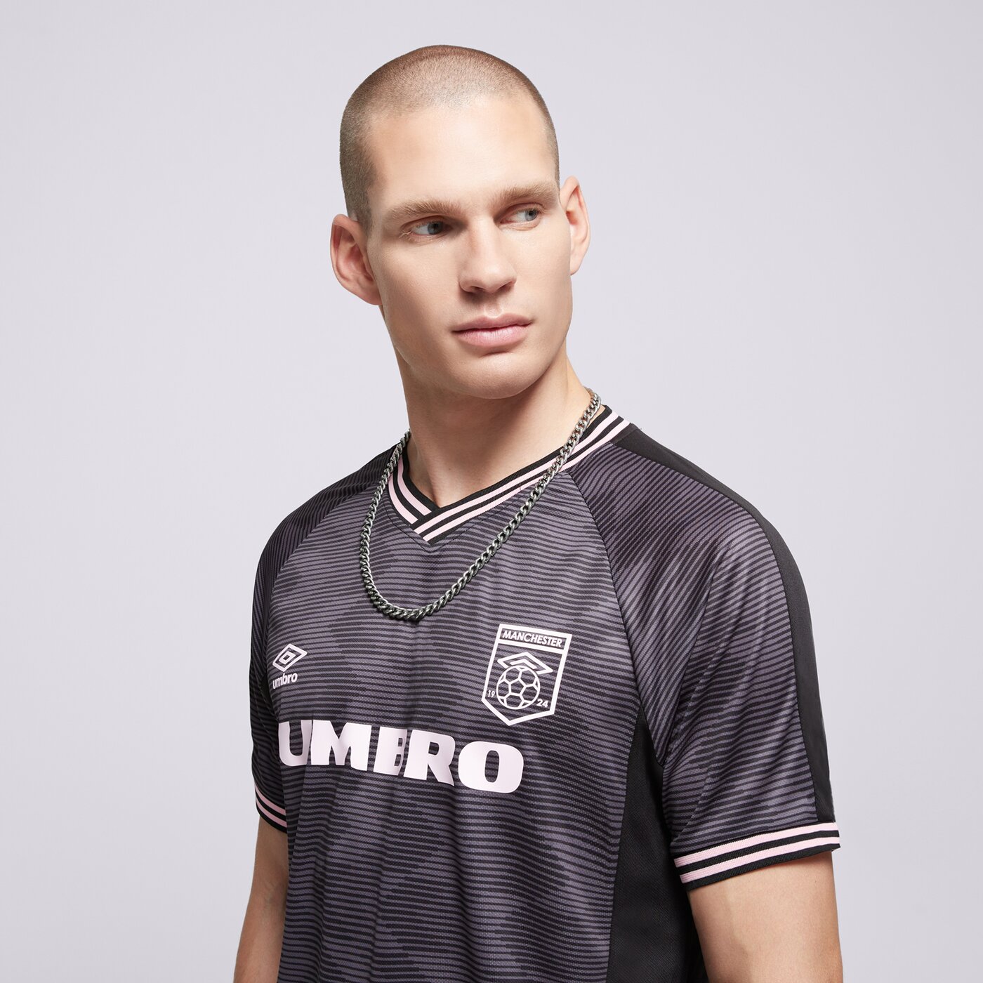 Мъжка тениска UMBRO ТЕНИСКА FOOTBALL JERSEY ul125tsm83001 цвят черен