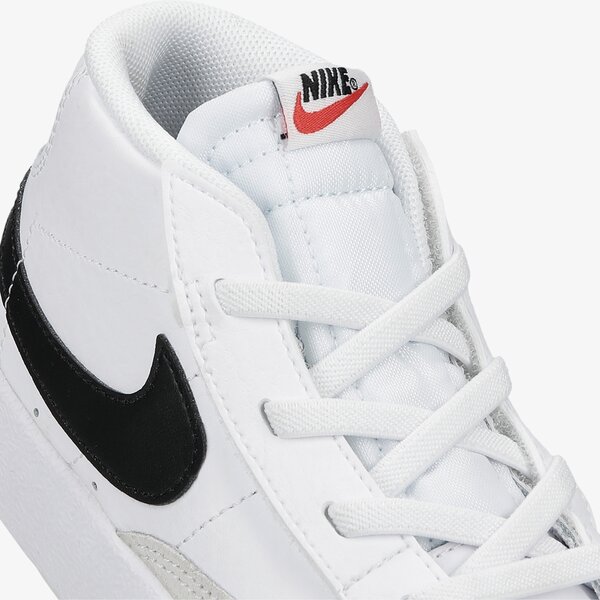 Детски маратонки NIKE BLAZER MID '77  da4088-100 цвят бял