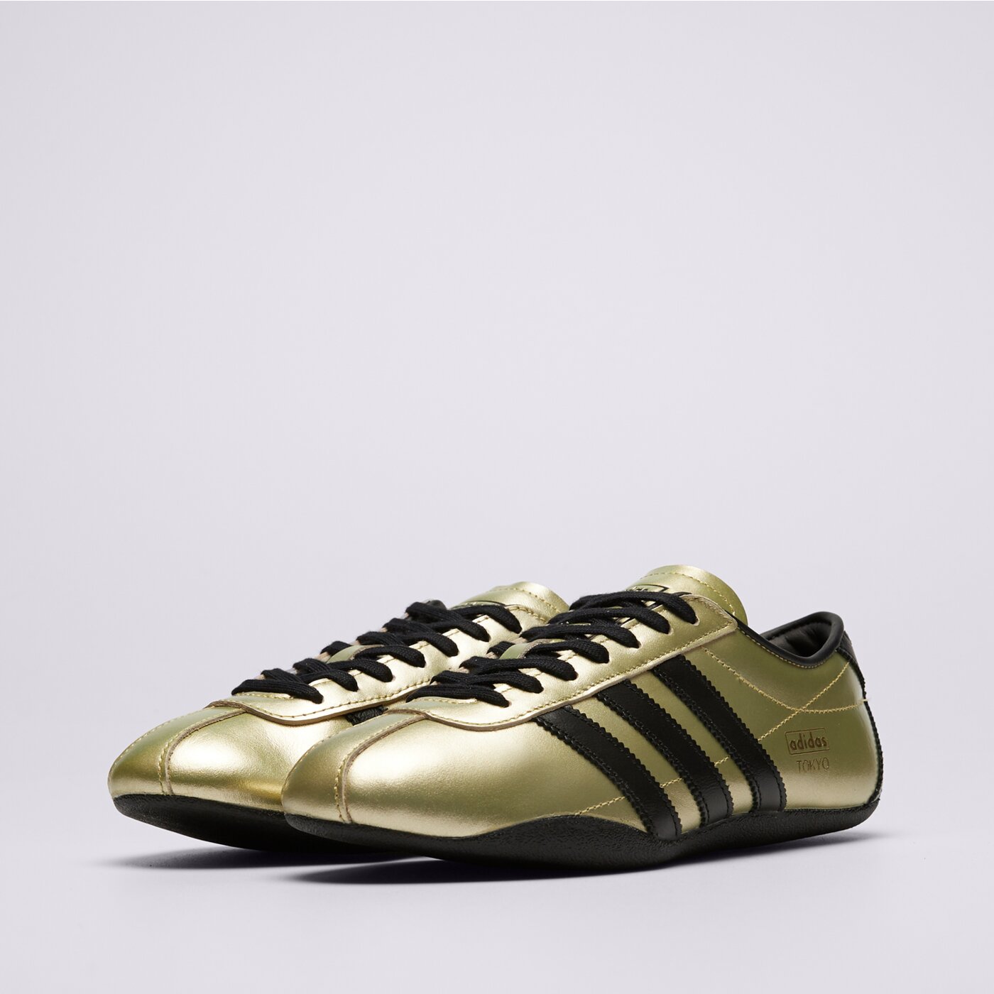 Дамски маратонки ADIDAS TOKYO jq0594 цвят златен