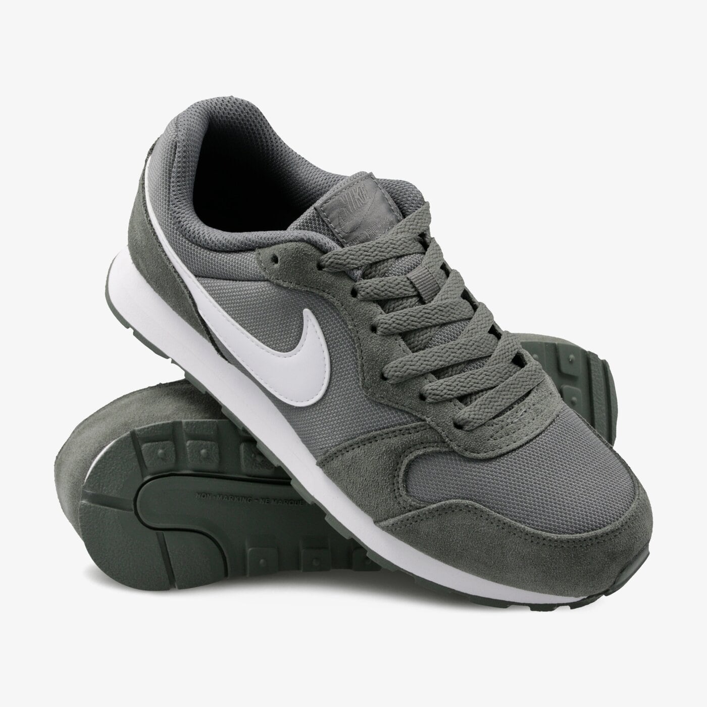 Детски маратонки NIKE MD RUNNER 2 PE (GS) bq8271-300 цвят зелен