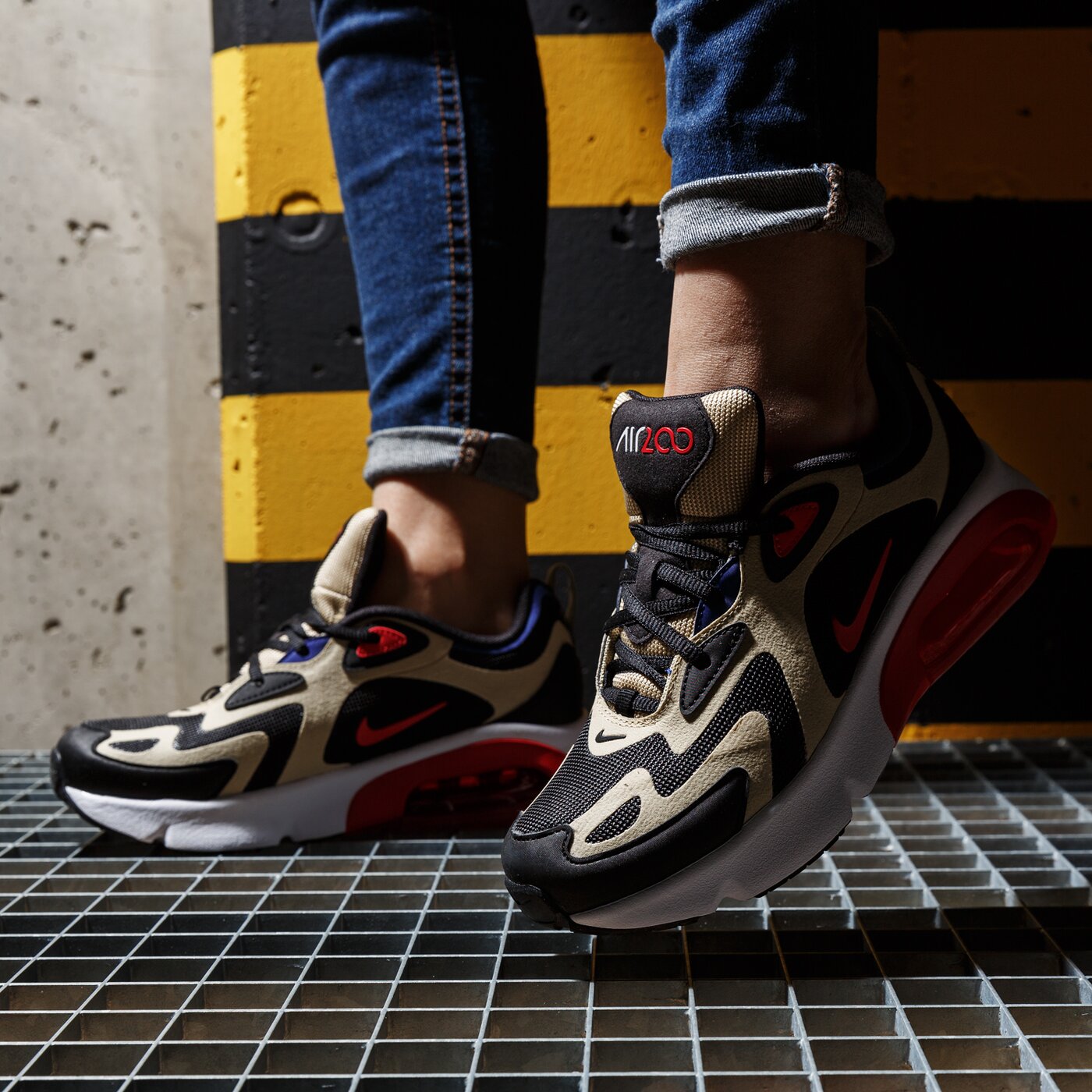 Детски маратонки NIKE AIR MAX 200 (GS) at5627-700 цвят черен