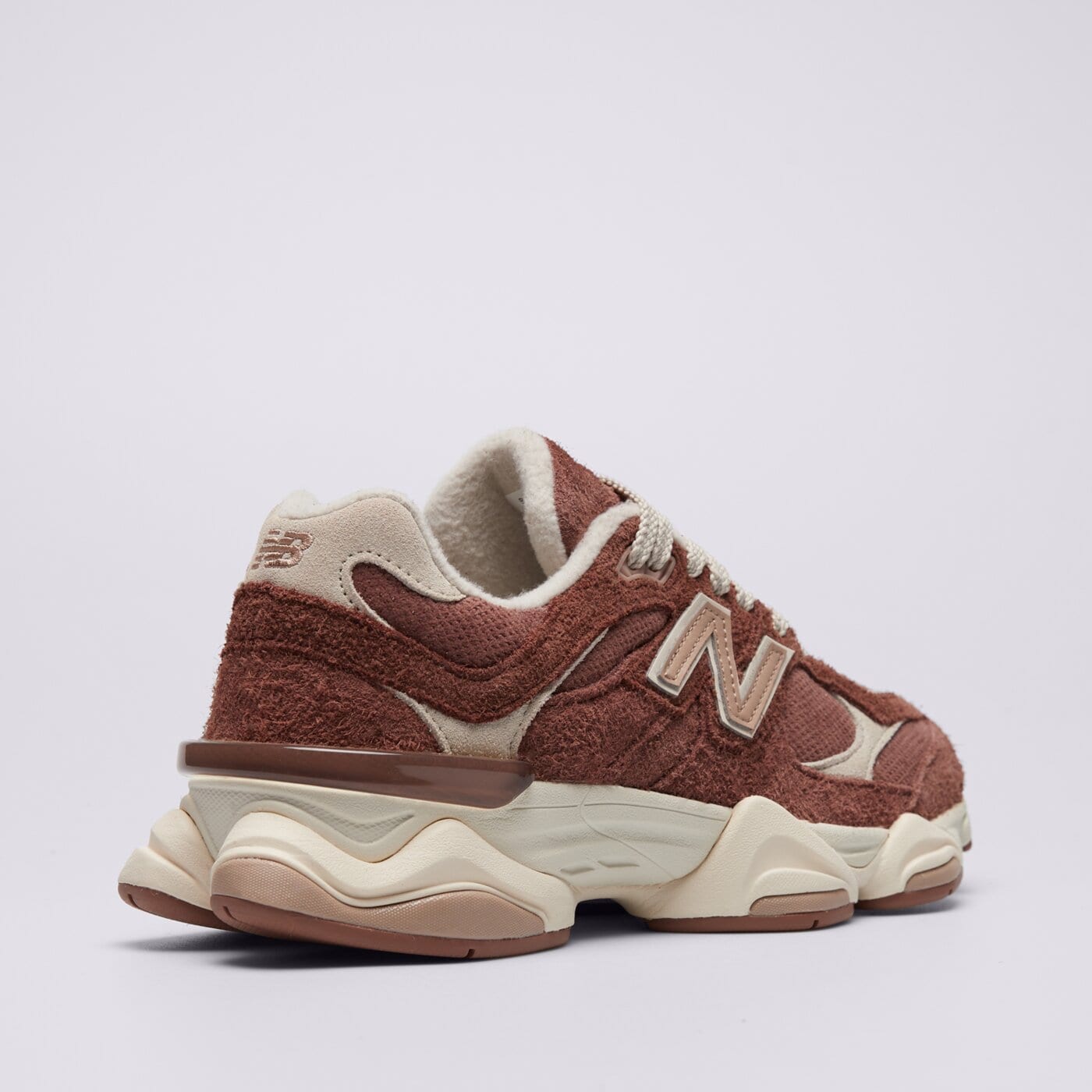 Дамски маратонки NEW BALANCE U9060CCC u9060ccc цвят кафяв