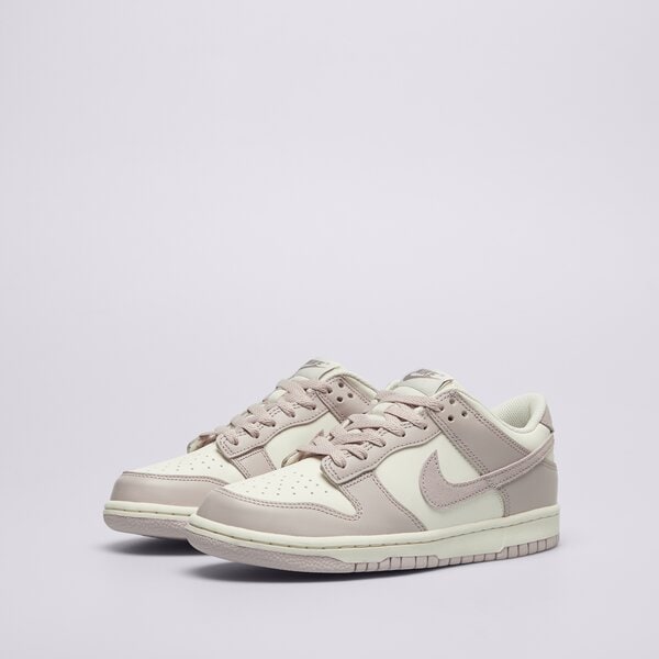 Детски маратонки NIKE DUNK LOW BG fb9109-122 цвят бежов