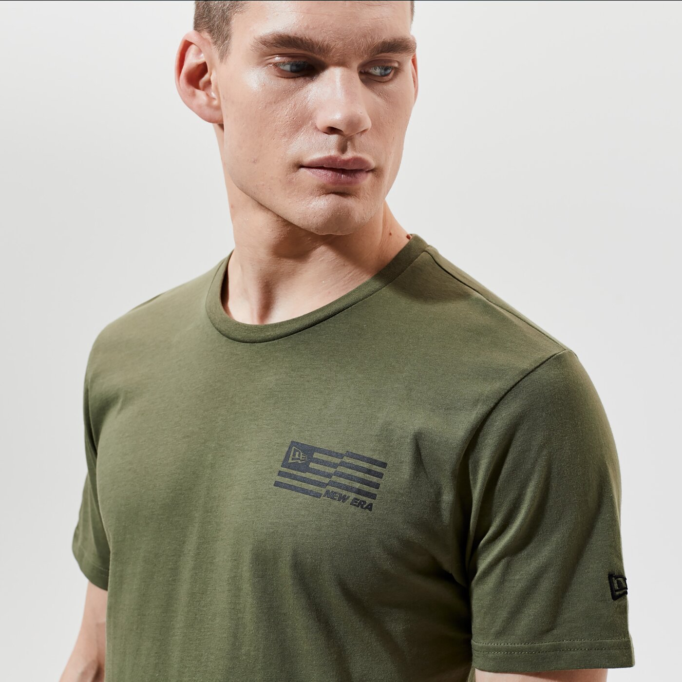 Мъжка тениска NEW ERA ТЕНИСКА OUTDOOR UTILITY GRAPHIC TEE NEW ERA NOV 12590874 цвят каки