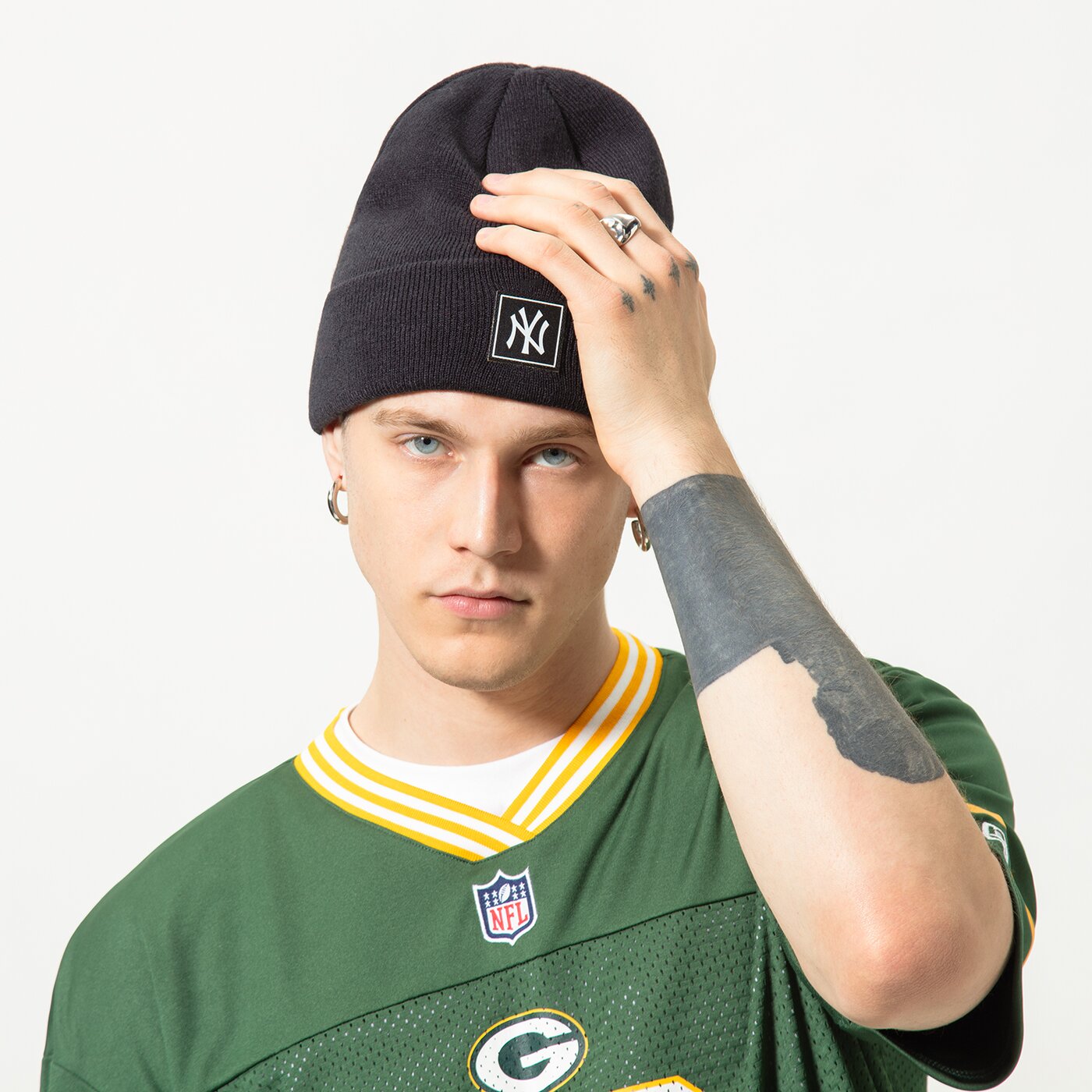 Мъжка зимна шапка NEW ERA ШАПКА TEAM BEANIE NYY NVY NEW YORK YANKEES NVYOTC 60284974 цвят тъмносин