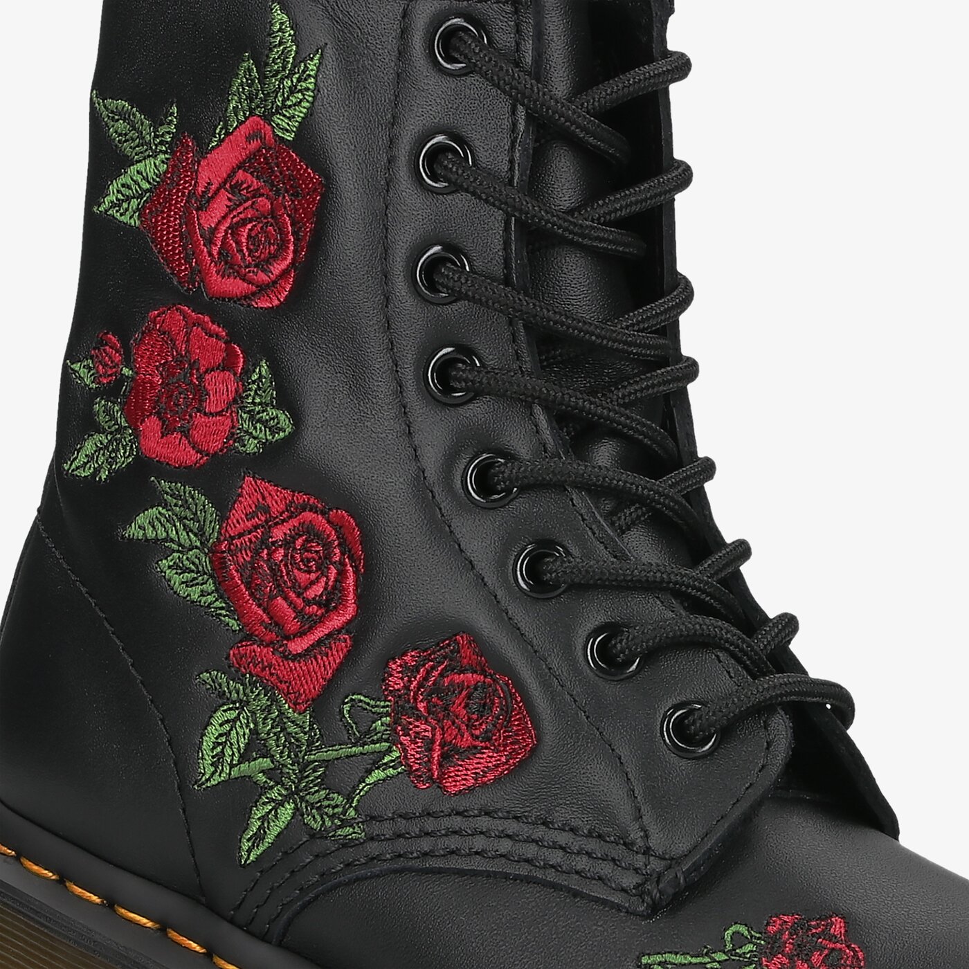 Дамски боти DR. MARTENS 1460 VONDA  24722001 цвят черен