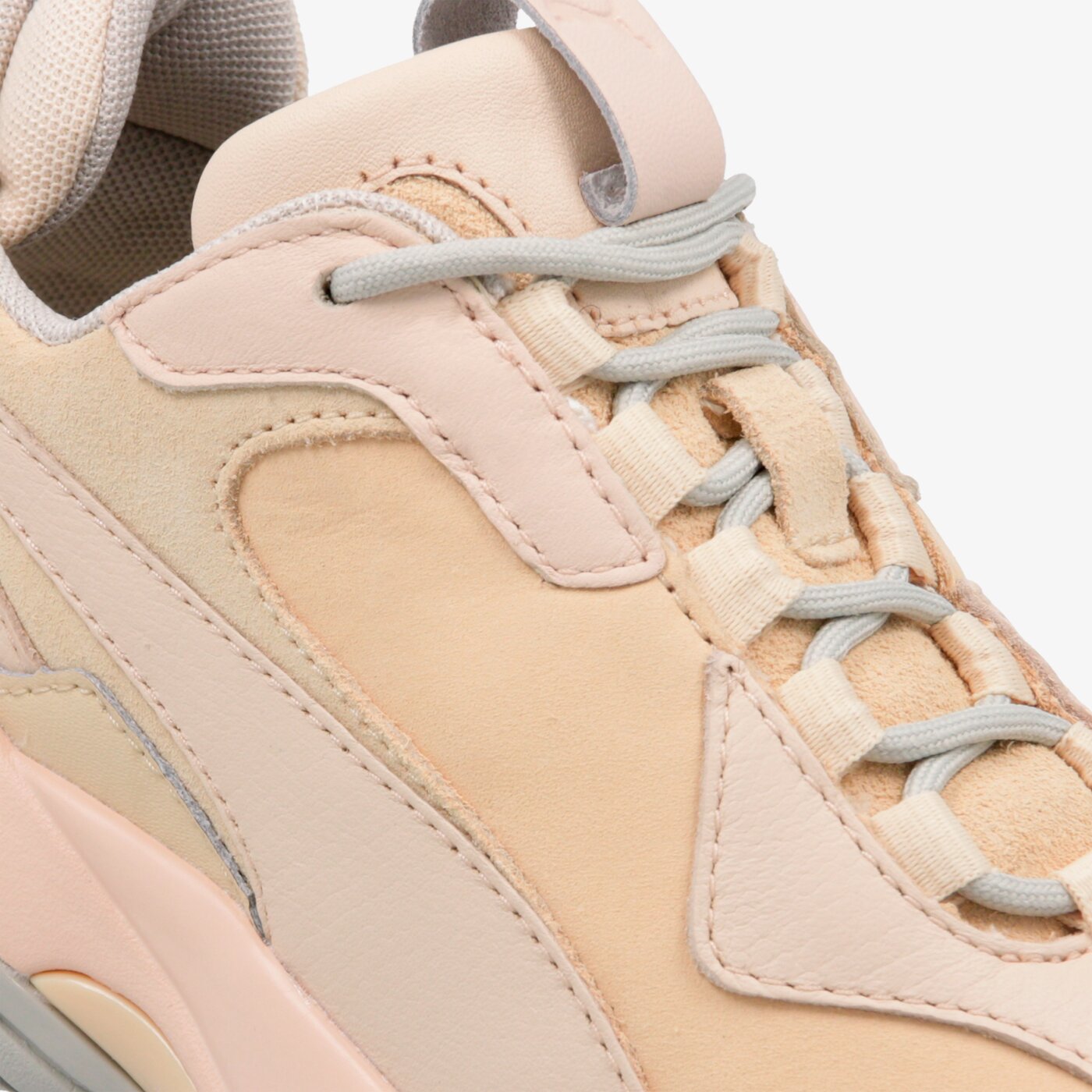 Дамски маратонки PUMA THUNDER DESERT WN'S 36802401 цвят розов