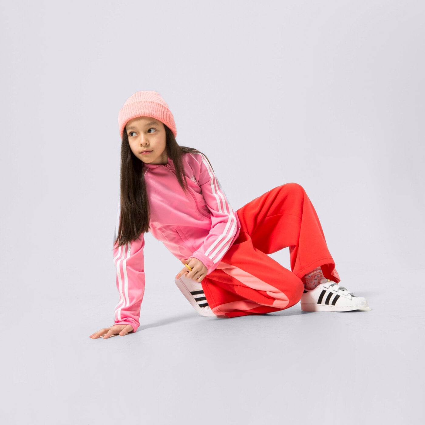 Детски суичър ADIDAS СУИТЧЪР СЪС ЗАКОПЧАВАНЕ SST TRACK ТОП GIRL hk0299 цвят розов