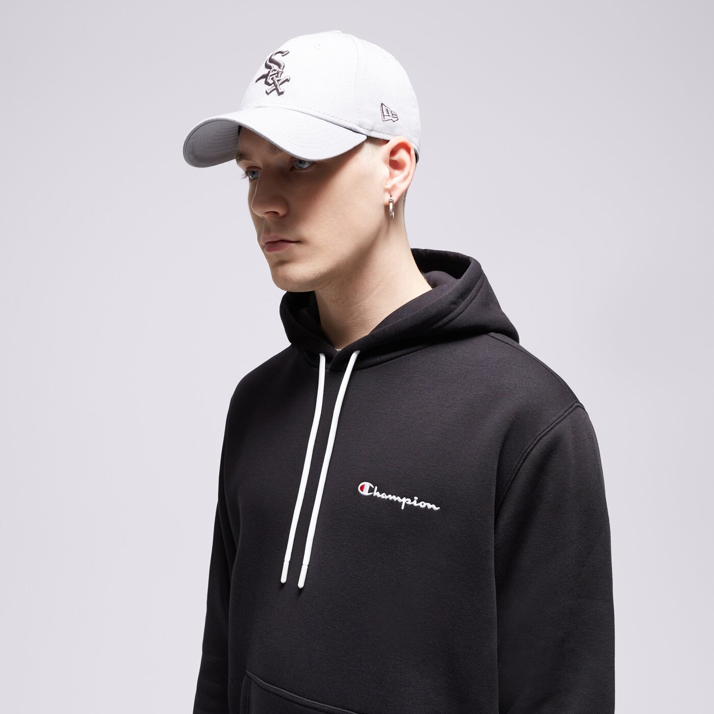 Мъжки суичър CHAMPION СУИТЧЪР С КАЧУЛКА HOODED SWEATSHIRT 219208kk001 цвят черен