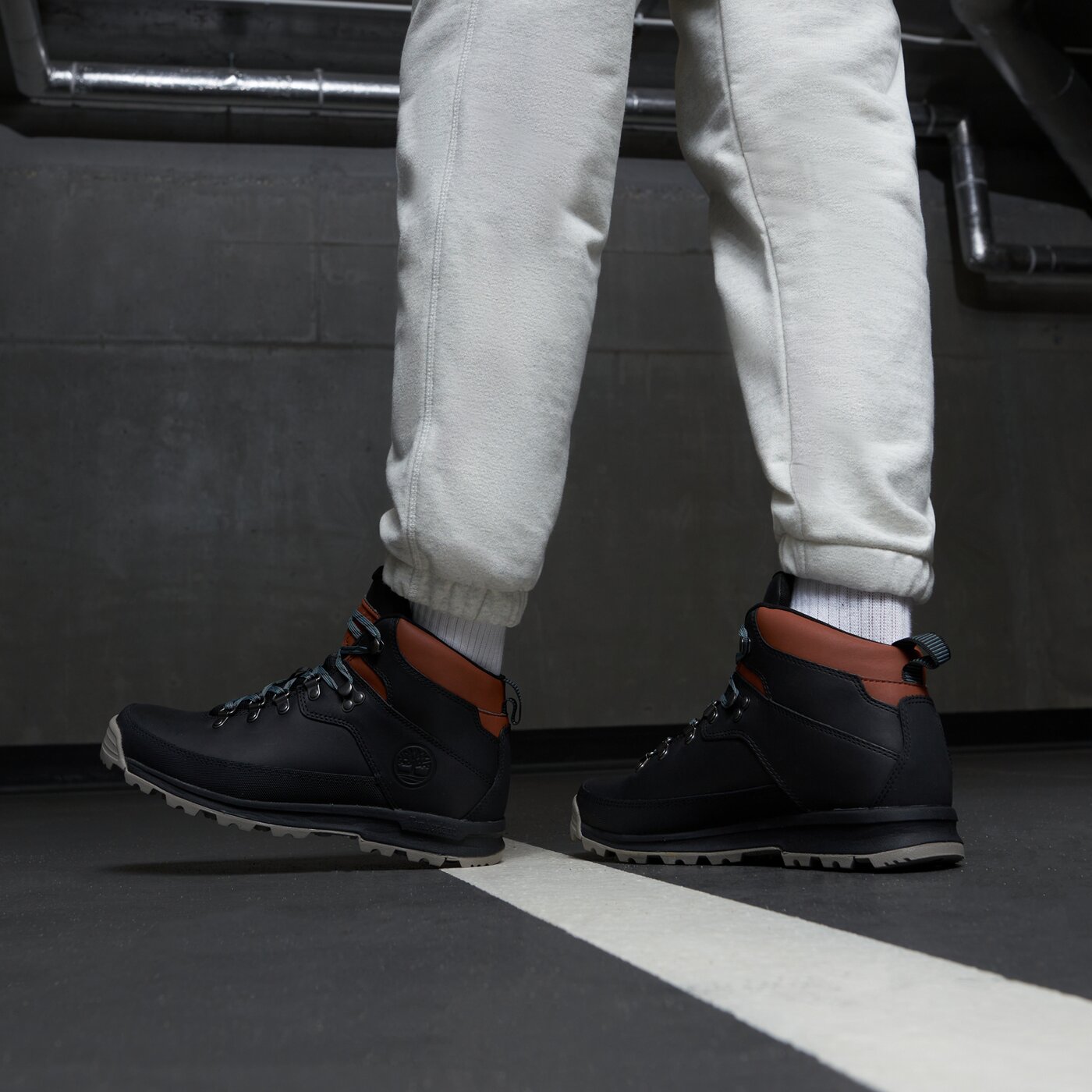 Мъжки зимни обувки TIMBERLAND WORLD HIKER tb0a44fwde21 цвят кафяв