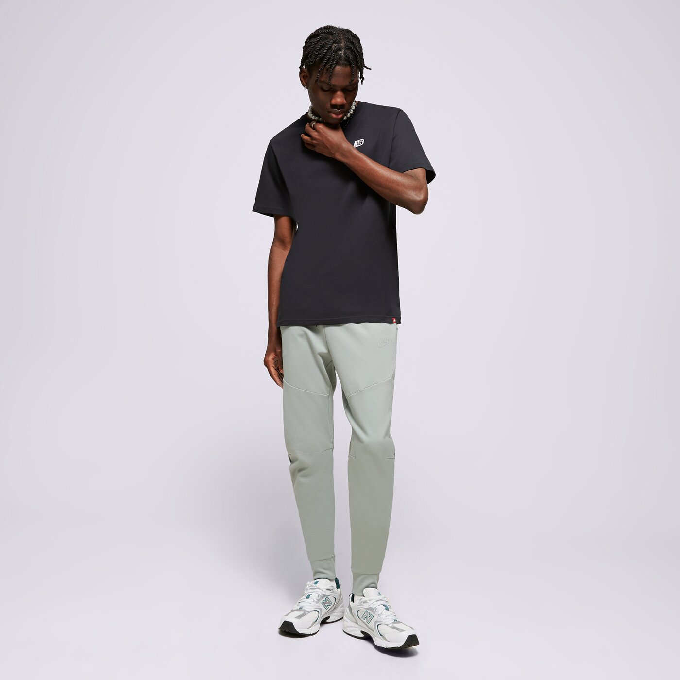 Мъжки панталони NIKE ПАНТАЛОНИ M NK TECH LGHTWHT JGGR dx0826-330 цвят зелен