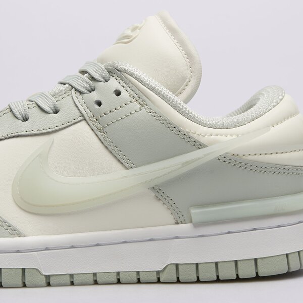 Дамски маратонки NIKE DUNK LOW TWIST  dz2794-004 цвят бежов