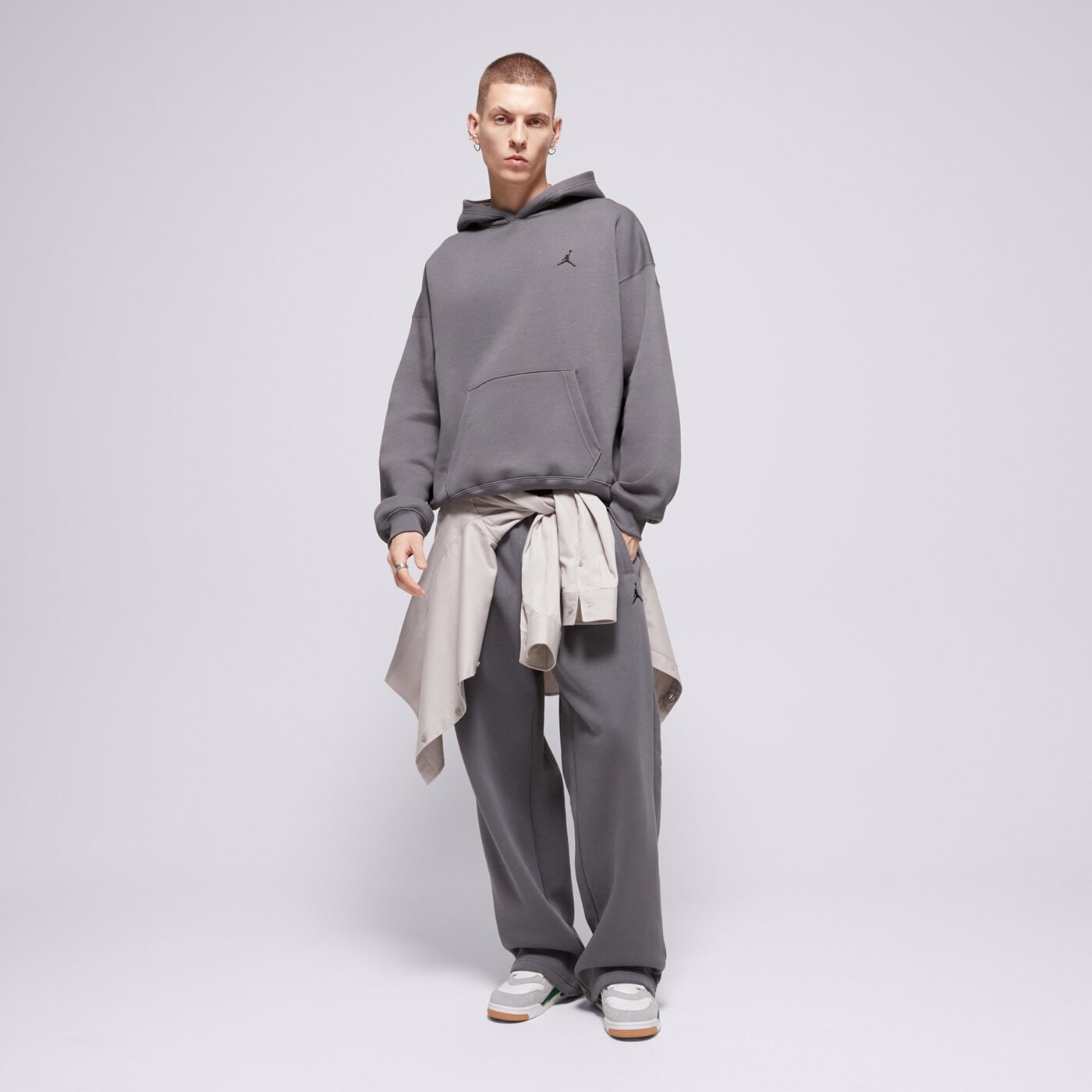 Мъжки панталони JORDAN ПАНТАЛОНИ JORDAN BROOKLYN FLEECE ib7238-068 цвят сив