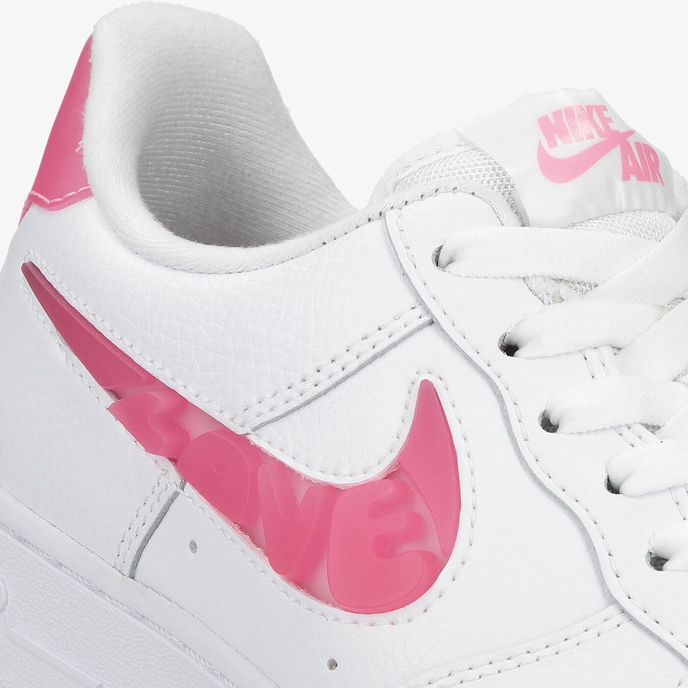 Дамски маратонки NIKE AIR FORCE 1 '07 SE cv8482-100 цвят бял