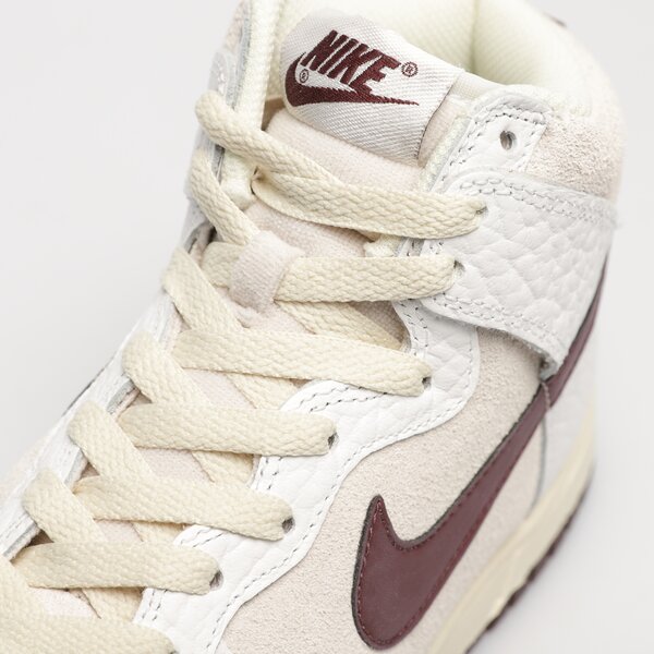 Дамски маратонки NIKE DUNK HIGH  fb8482-100 цвят бял