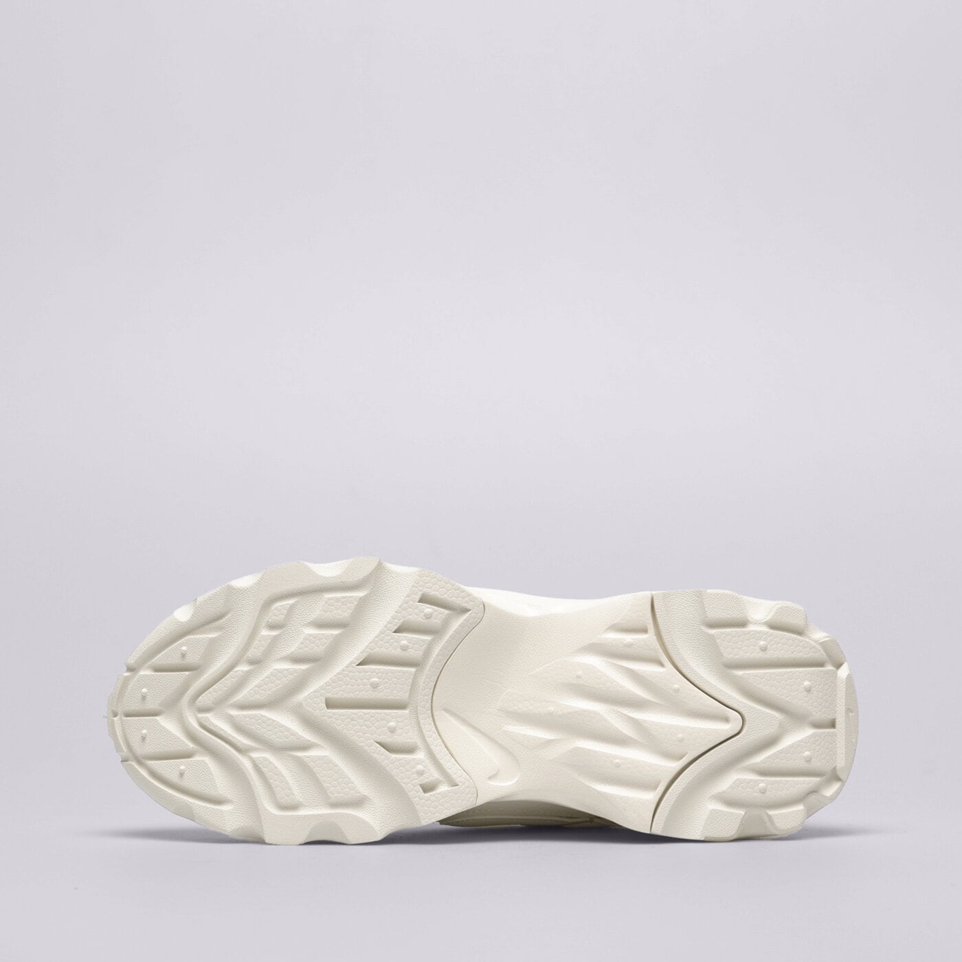 Дамски маратонки NIKE TC 7900 dd9682-100 цвят кремав