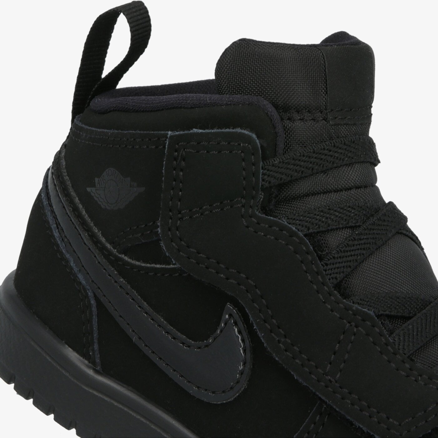 Детски маратонки JORDAN 1 MID ALT  ar6352-056 цвят черен