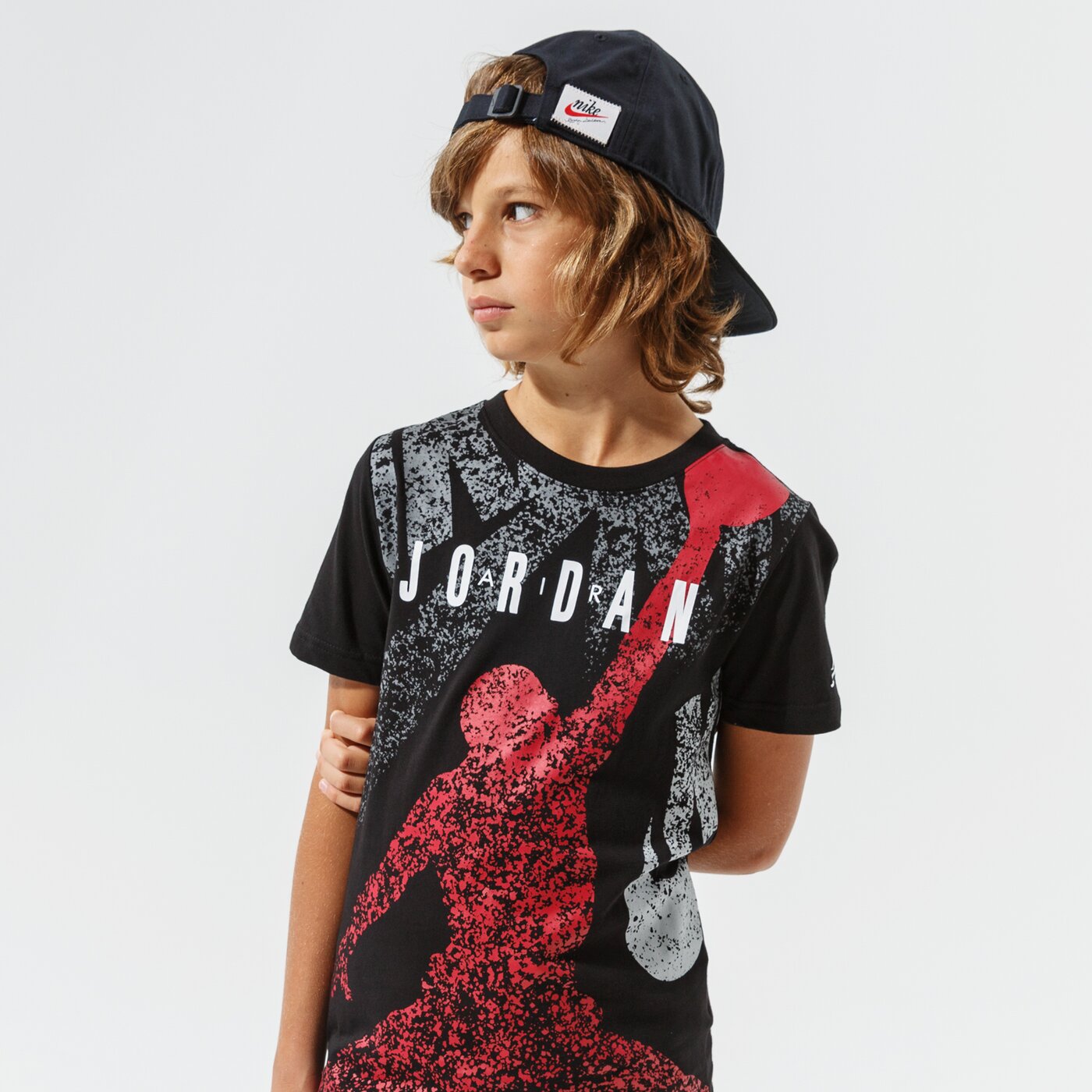 Детска тениска JORDAN ТЕНИСКА JM DISTRESS TEE BOY 95a605-023 цвят черен
