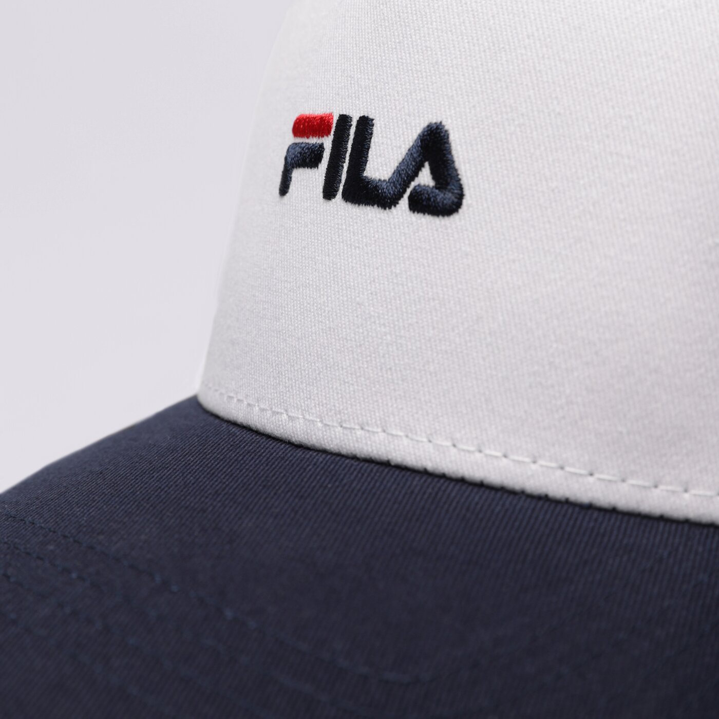 Дамска шапка с козирка FILA ШАПКА BASEBALL CAP xs23mig051410 цвят тъмносин