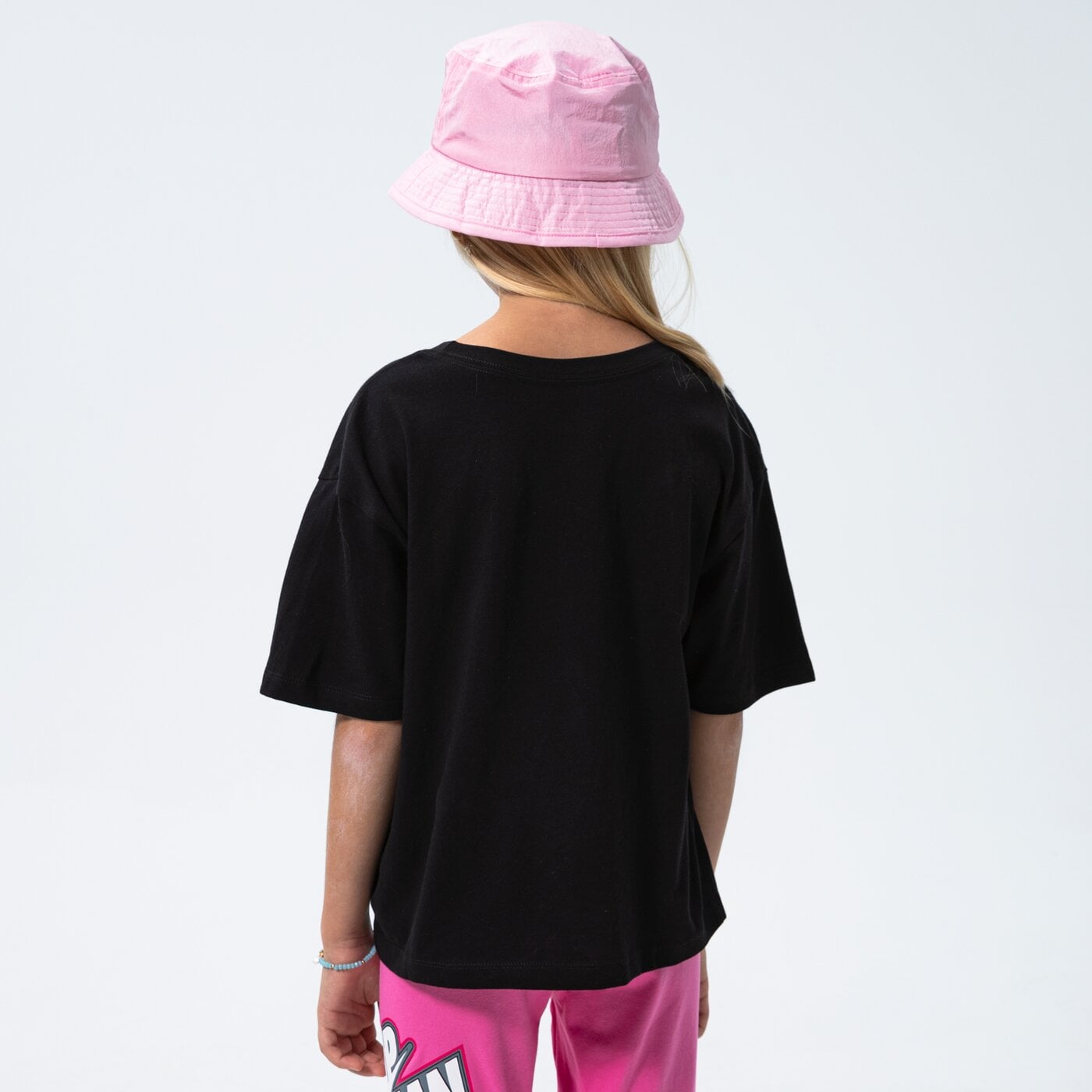 Детска тениска JORDAN ТЕНИСКА ESSENTIALS GIRL 45a770-023 цвят черен