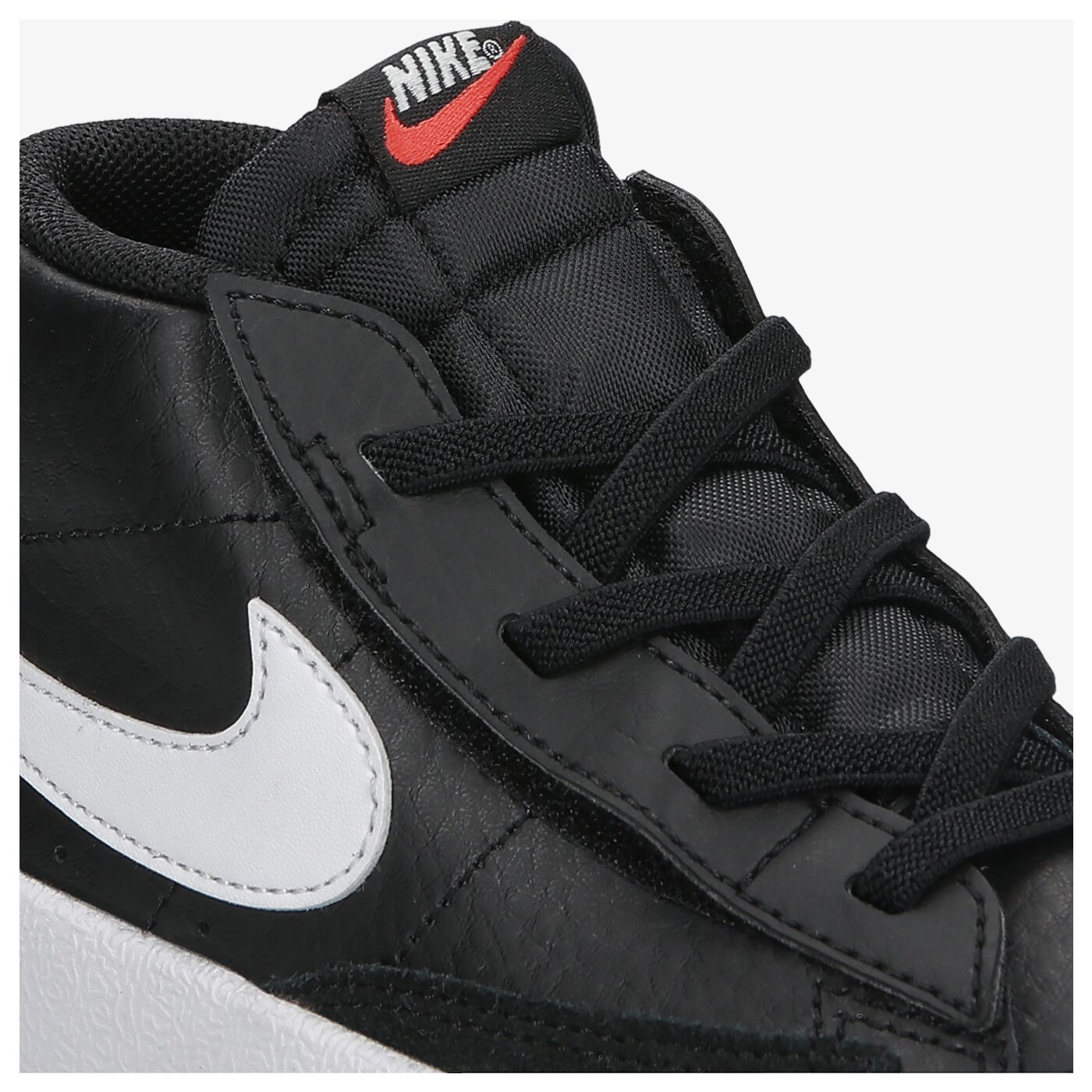 Детски маратонки NIKE BLAZER MID '77 da4088-002 цвят черен