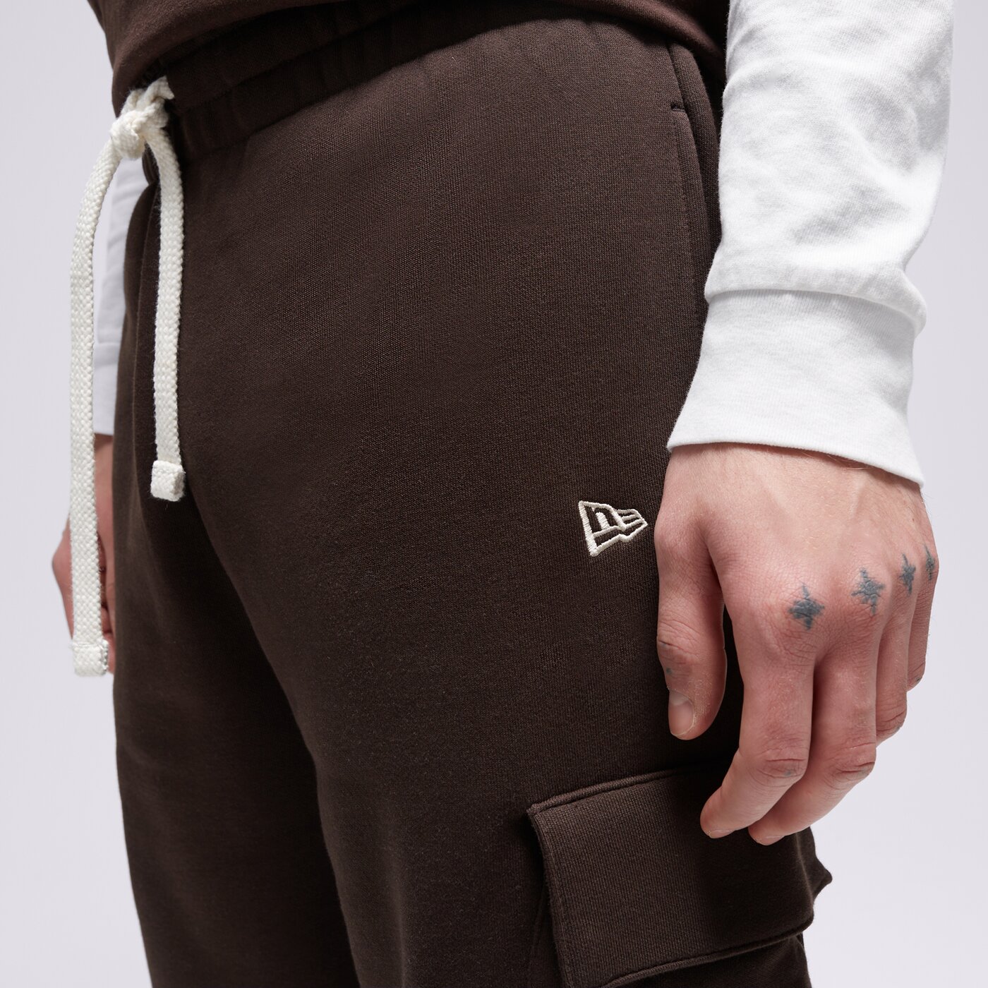 Мъжки панталони NEW ERA ПАНТАЛОНИ NE CARGO 60424480 цвят кафяв