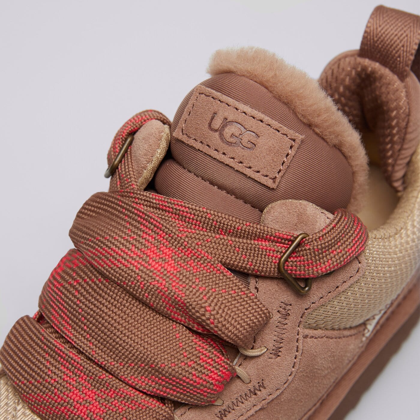 Дамски кежуал UGG LOWMEL 1144032-ryk цвят кафяв