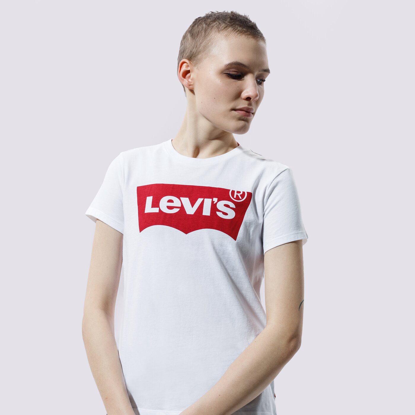 Дамска тениска LEVI'S ТЕНИСКА THE PERFECT TEE 17369-0053 цвят бял
