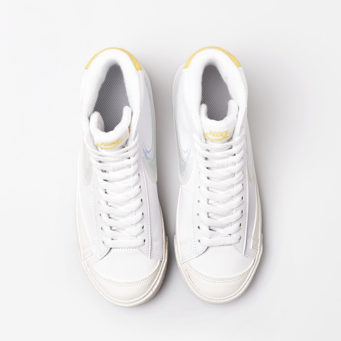 Детски маратонки NIKE BLAZER MID '77 GS dx3070-100 цвят многоцветен