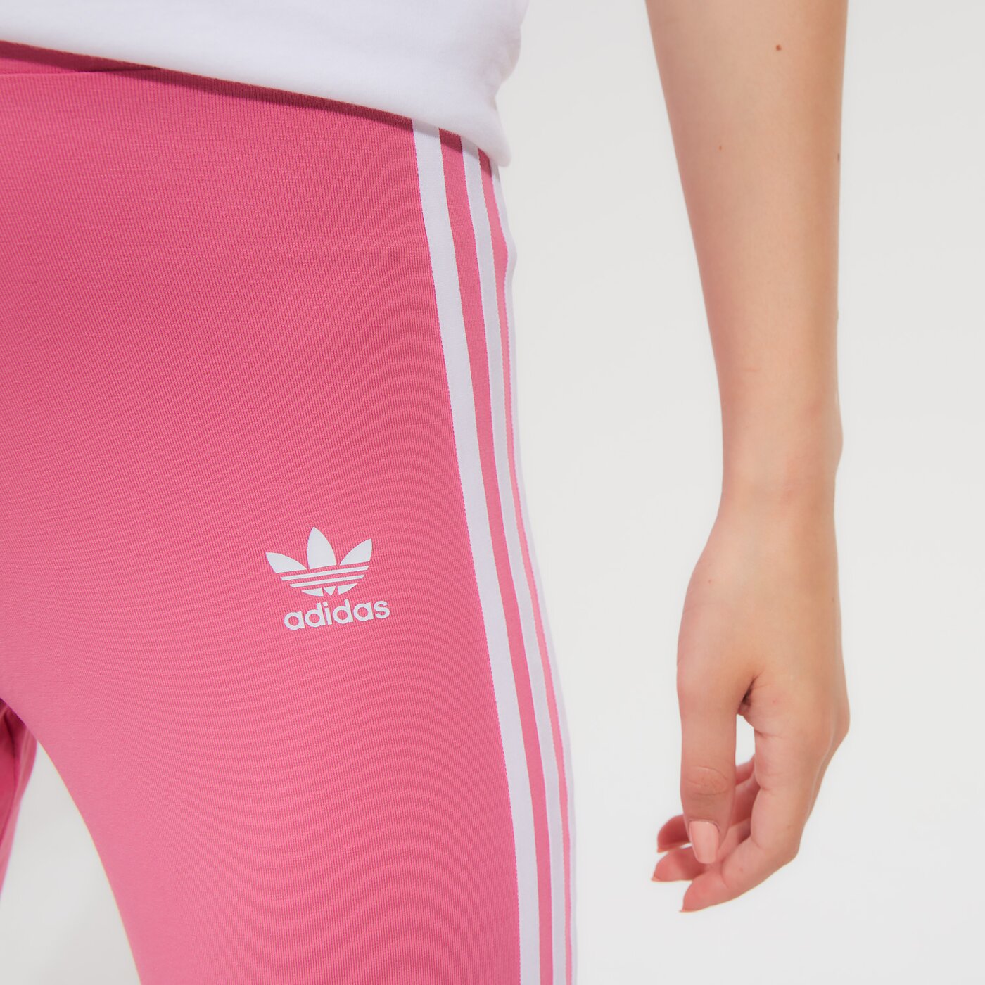Дамски панталони ADIDAS КЛИН 3 STRIPES TIGHT h09422 цвят розов