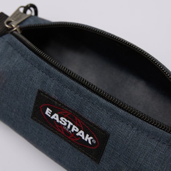 EASTPAK НЕСЕСЕР BENCHMARK SINGLE TRIPLE DENIM ek00037226w цвят син