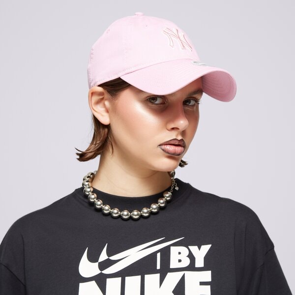 Дамска шапка с козирка NEW ERA ШАПКА WMNS WASHED 920 NYY NEW YORK YANKEES 60434987 цвят розов