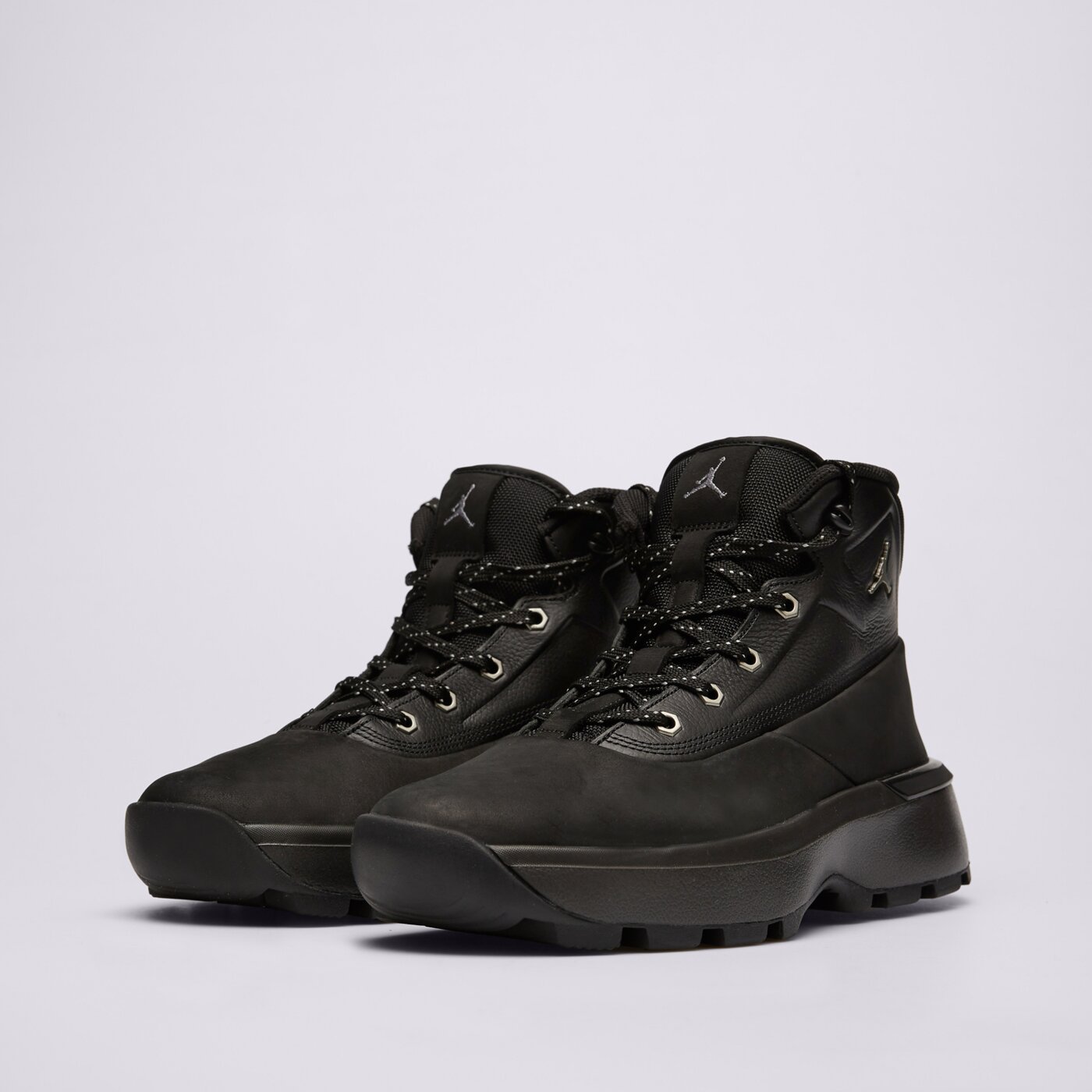 Мъжки туристически обувки JORDAN REMIX hv4580-001 цвят черен