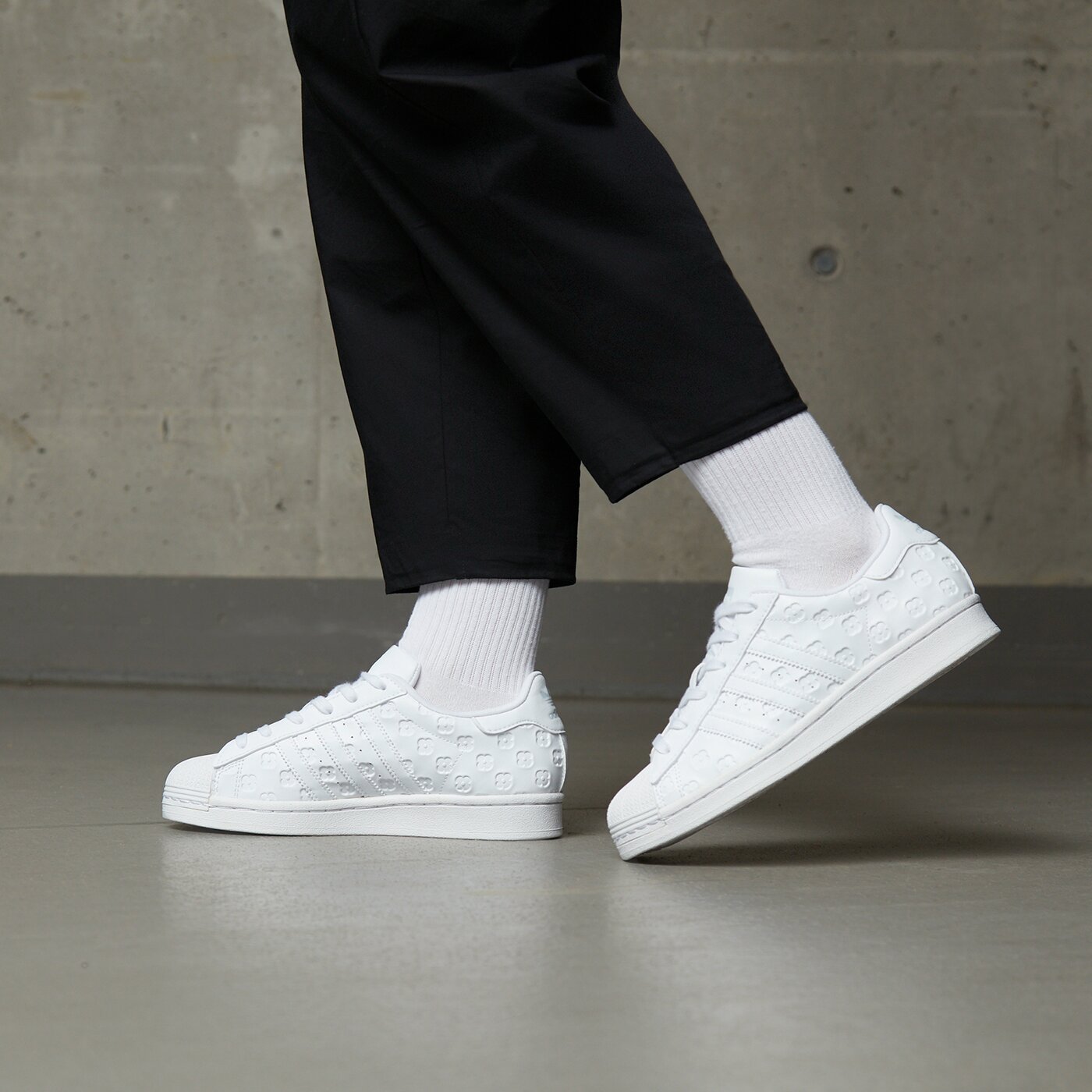 Детски маратонки ADIDAS SUPERSTAR J  hr0323 цвят бял