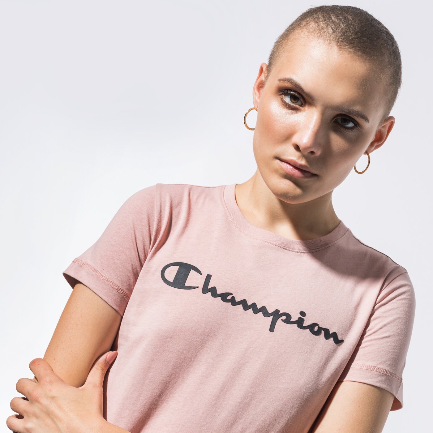 Дамска тениска CHAMPION ТЕНИСКА CREWNECK ТЕНИСКА 113223ps144 цвят розов