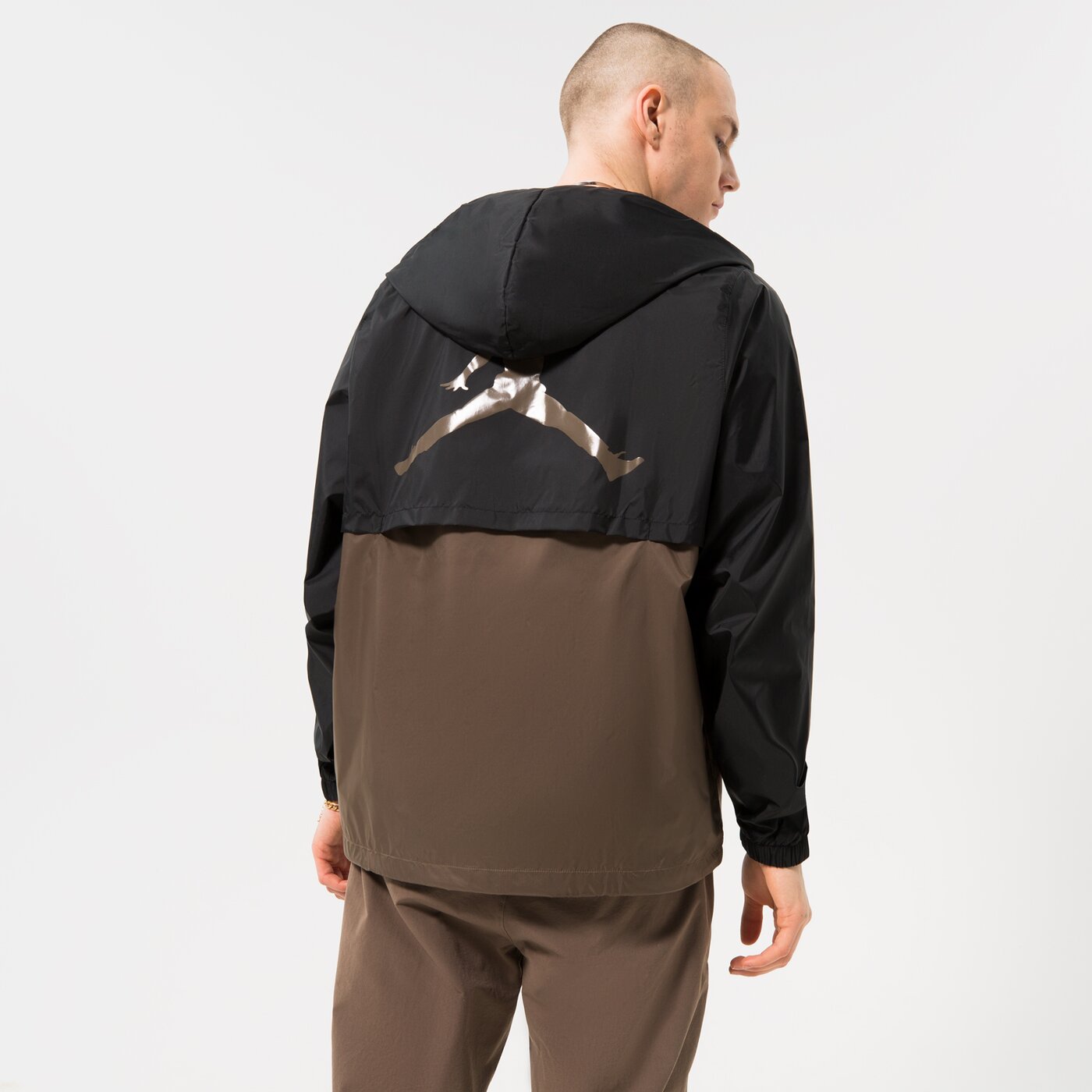 Мъжко преходно яке JORDAN ЯКЕ M J ESS HBR WOVEN JACKET dv7650-010 цвят черен