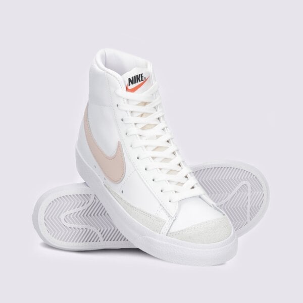 Дамски маратонки NIKE BLAZER MID '77 cz1055-118 цвят бял