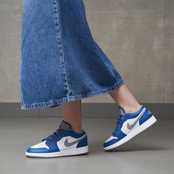 Детски маратонки AIR JORDAN 1 LOW  553560-412 цвят син