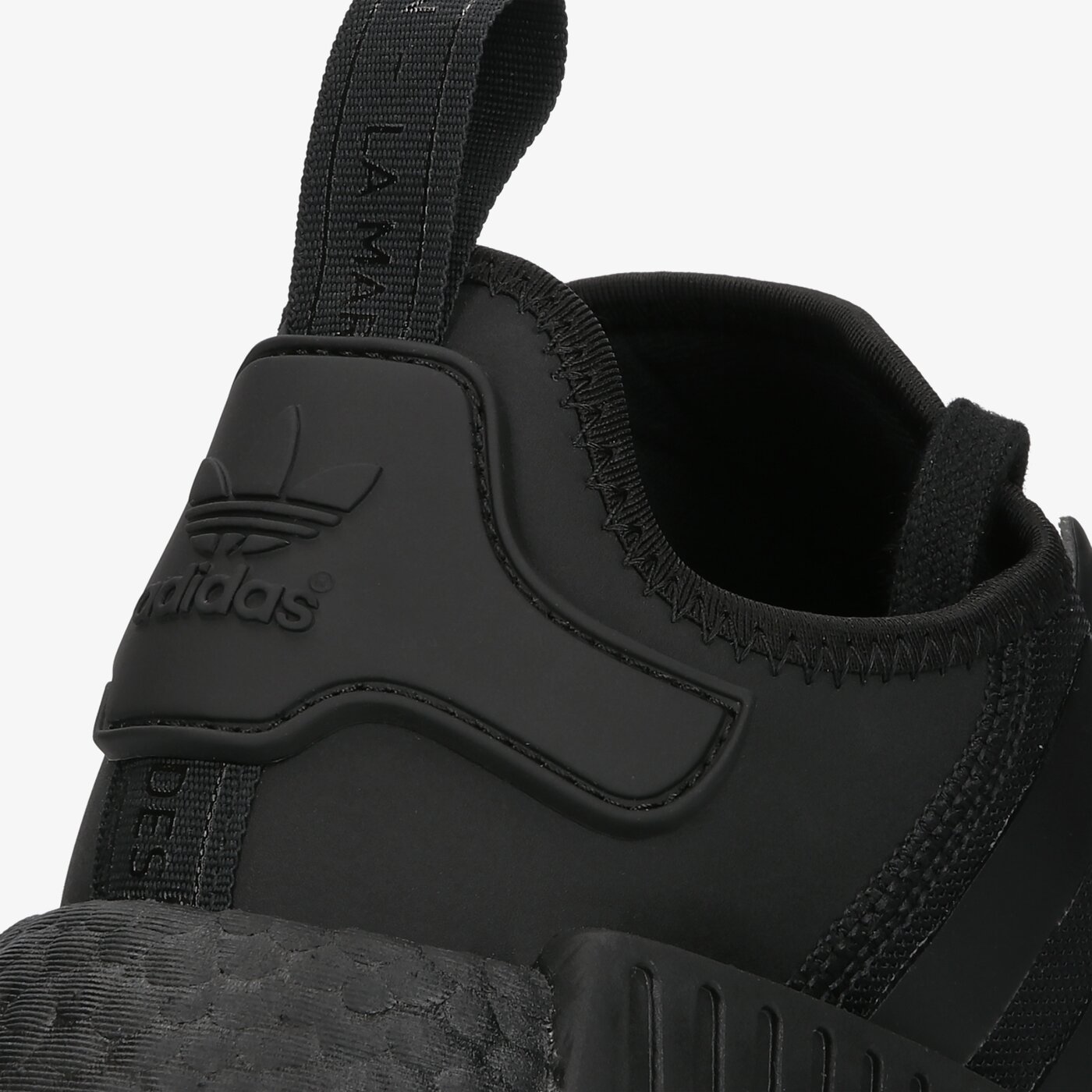 Мъжки маратонки ADIDAS NMD_R1 fv9015 цвят черен