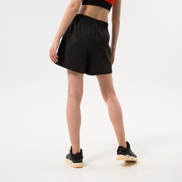 Дамски къси панталони PUMA ШОРТИ PUMA X VOGUE SHORTS WV 534693-01 цвят черен