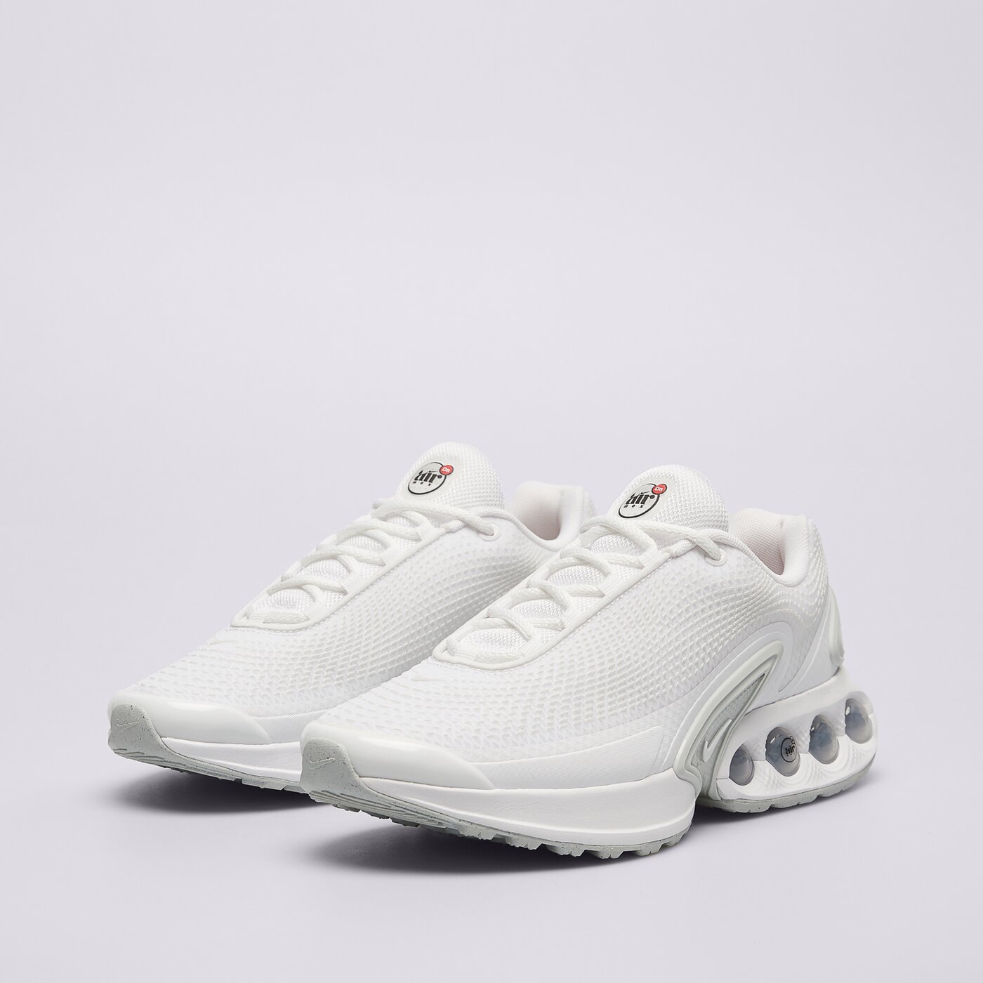 Мъжки маратонки NIKE AIR MAX DN dv3337-101 цвят бял
