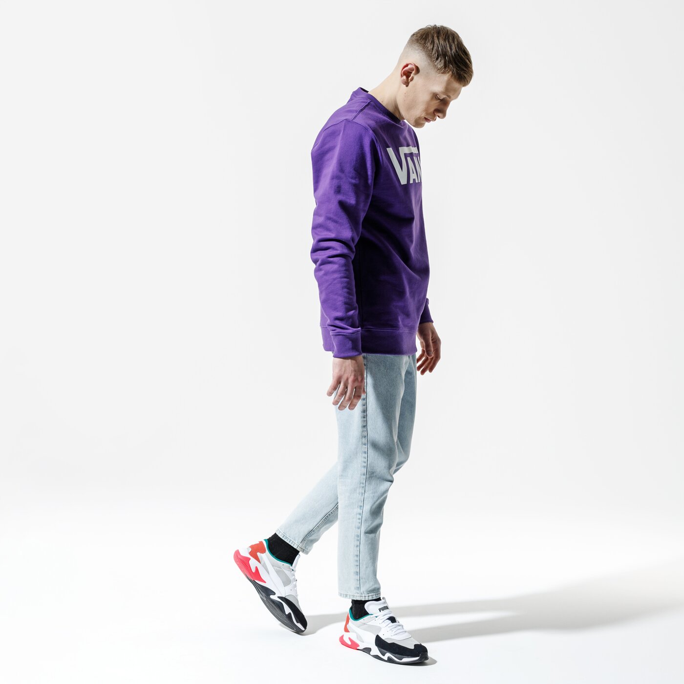 Мъжки суичър VANS СУИТЧЪР MN VANS CLASSIC CREW II HELIOTROPE/WHITE vn0a456aymm1 цвят виолетов